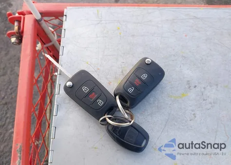 2012 Kia Sportage Lx z USA, uszkodzony, nr VIN KNDPBCA23C7290207